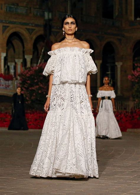 dior show in seville|Dior fiesta seville.